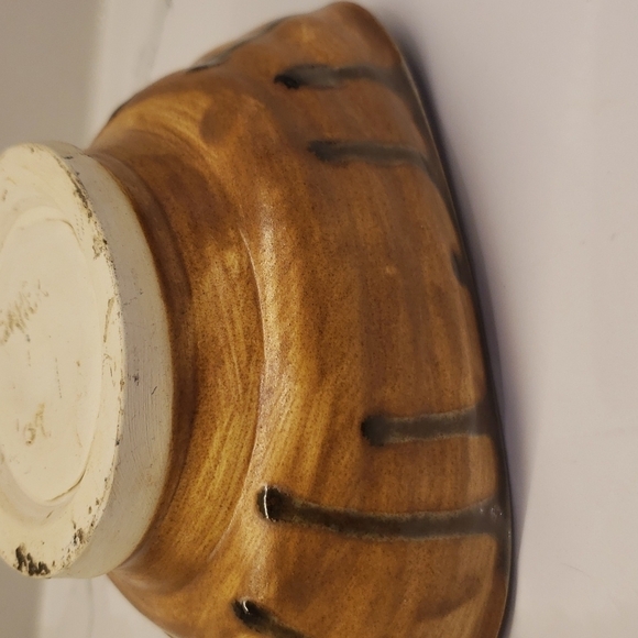 BOWL Ornate brown triangle shaped bowl pottery SAHER 09 on bottom decorative - Picture 9 of 11